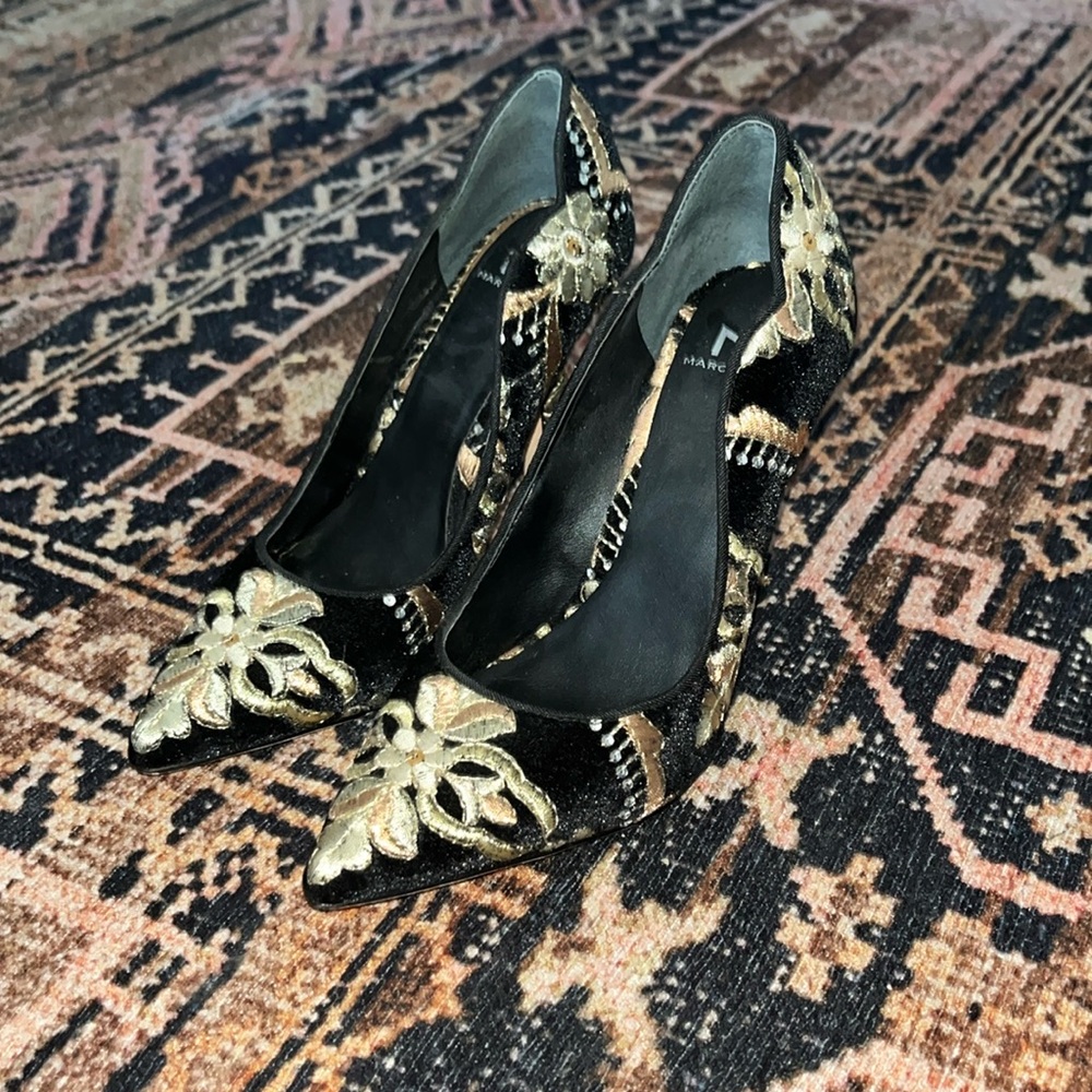 Marc Fisher Heels 5.5 - Picture 1 of 3